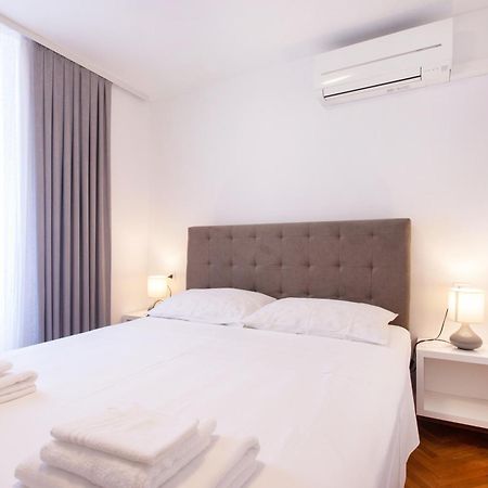 Apartmaji Pri Perotu Izola Eksteriør bilde