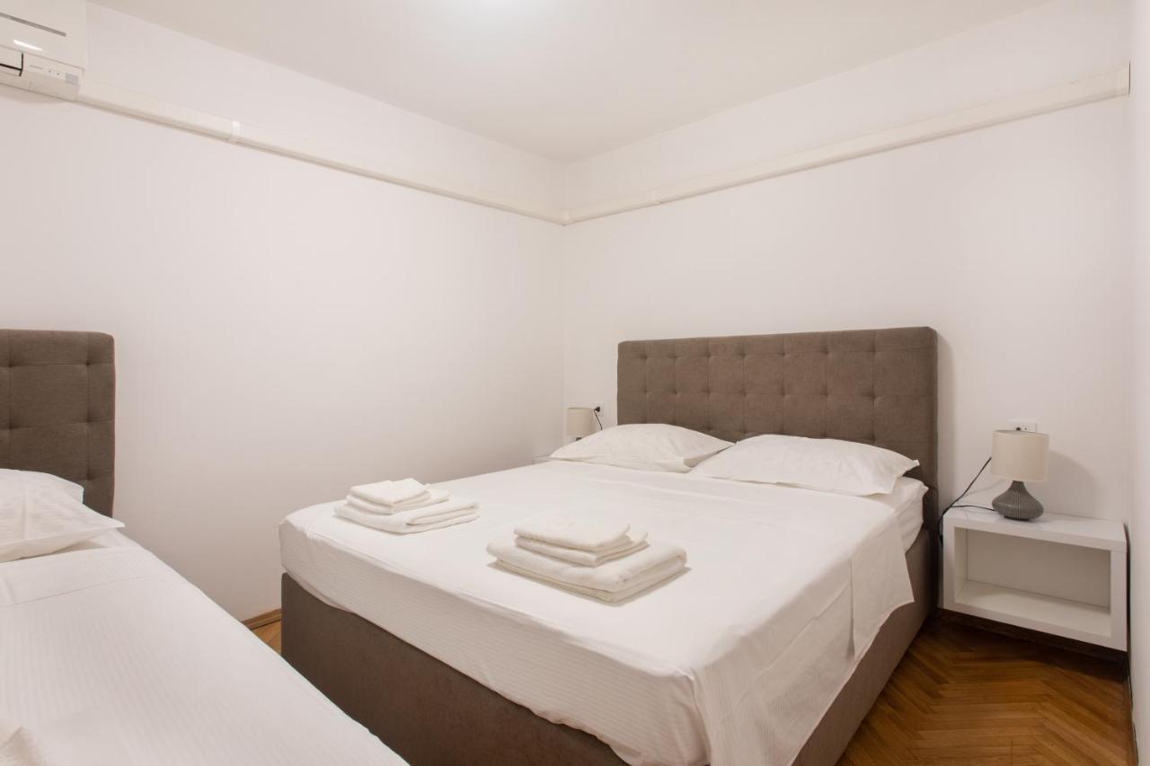 Apartmaji Pri Perotu Izola Eksteriør bilde