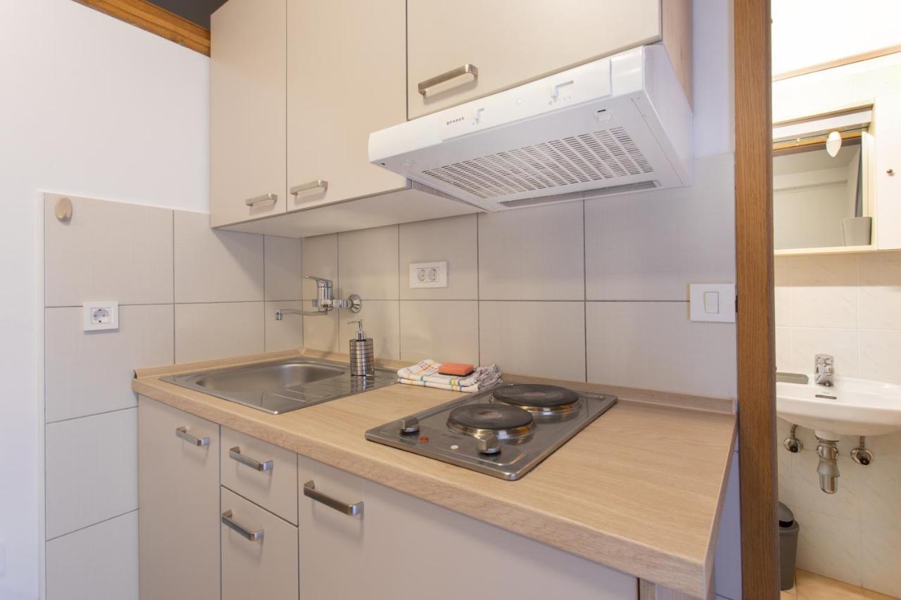 Apartmaji Pri Perotu Izola Eksteriør bilde